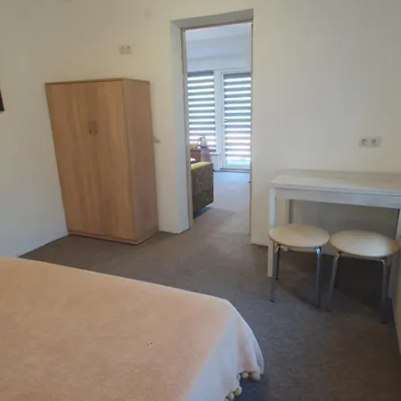 Мини-отель Kozatskiy Dvir *