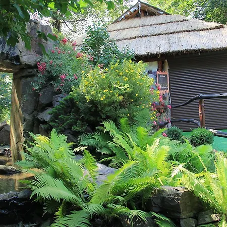 Kozatskiy Dvir Inn