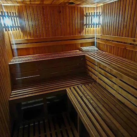 Kozatskiy Dvir Inn Stryi