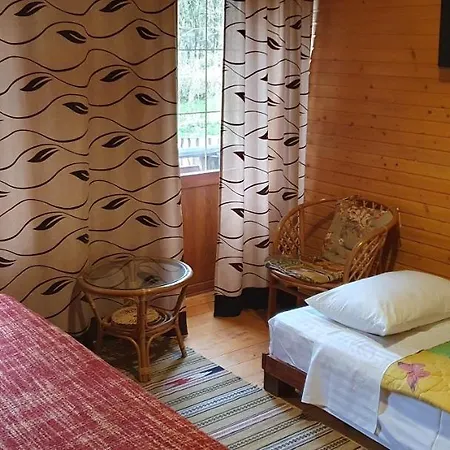 Kozatskiy Dvir Inn Stryi