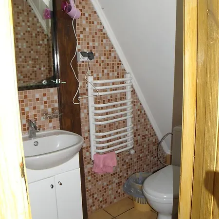 Kozatskiy Dvir Inn Stryi