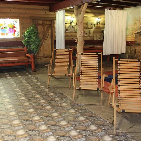 Inn Kozatskiy Dvir Stryi